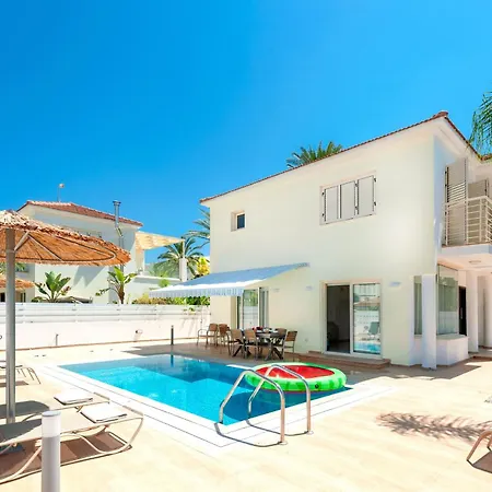 Anemona - 100m From Pernera *