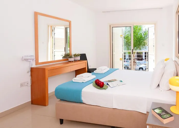 Anemona - 100m From Pernera