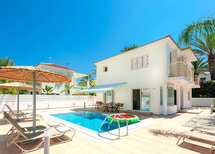 Anemona - 100m From Pernera *