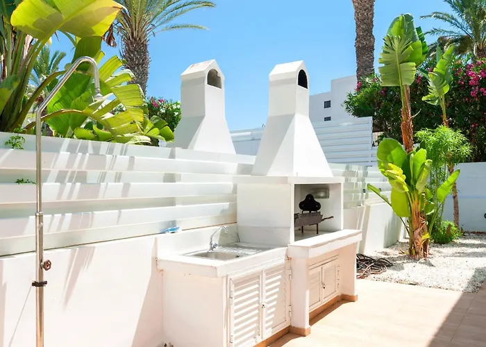 Villa Anemona - 100m From Pernera *