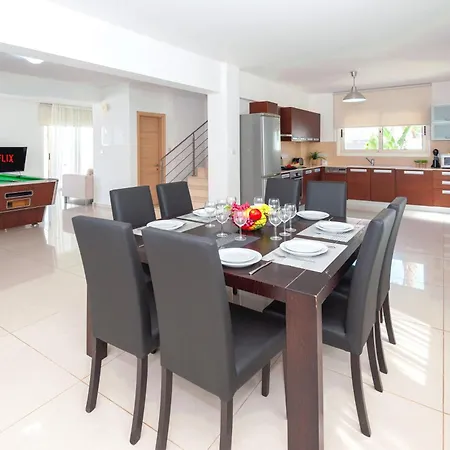 Villa Anemona - 100m From Pernera