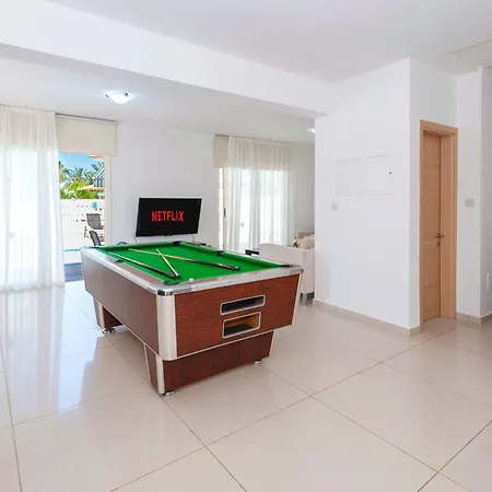 Vila Anemona - 100m From Pernera