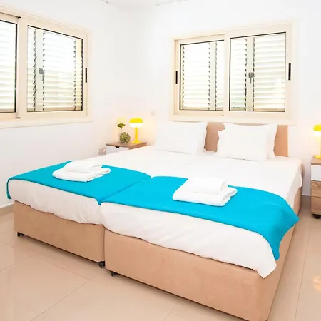 Anemona - 100m From Pernera *