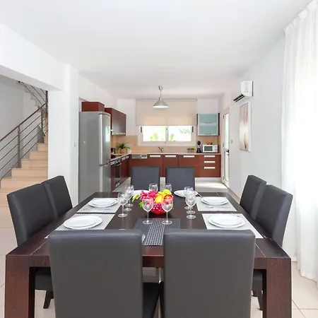 Anemona - 100m From Pernera Protaras