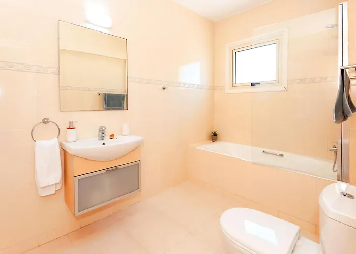 Anemona - 100m From Pernera Villa