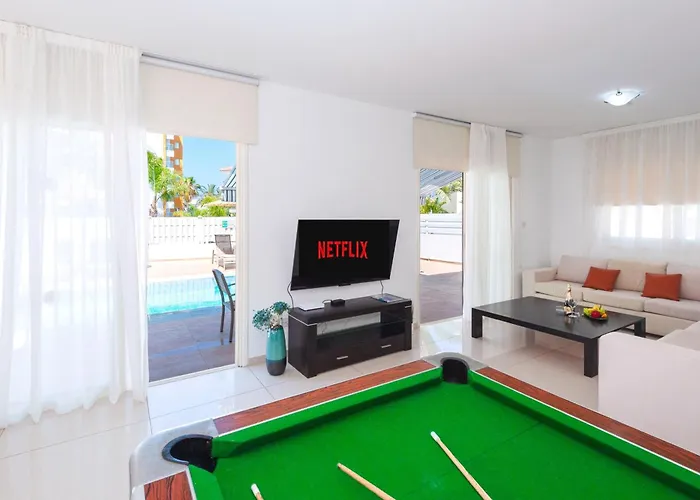 Anemona - 100m From Pernera Villa Protaras