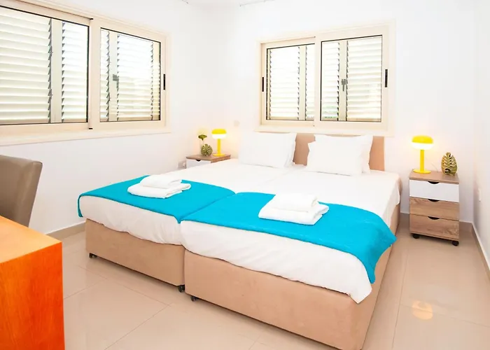 Anemona - 100m From Pernera *