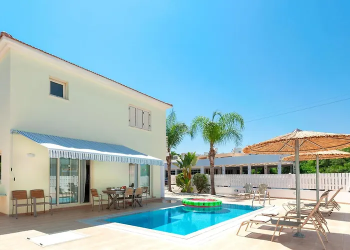 Anemona - 100m From Pernera *